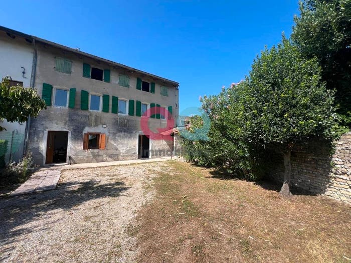 Casa con 6 locali in vendita in Guerin, Ronchis