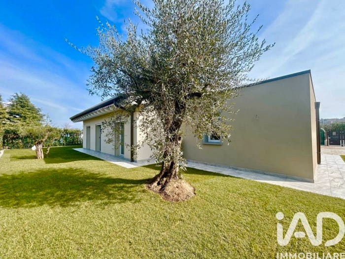 Casa con 5 locali in vendita in Via Monte Baldo, Entroterra, Desenzano del Garda