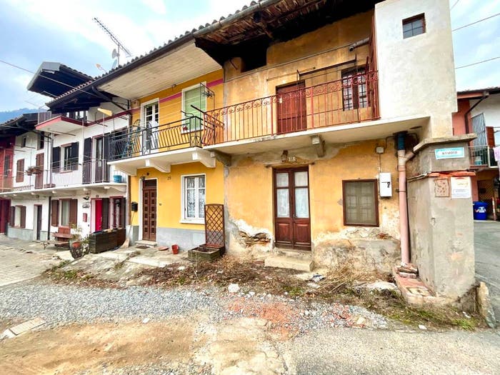 Casa bilocale in vendita in Via Alessandro Manzoni, Monasterolo, Cafasse