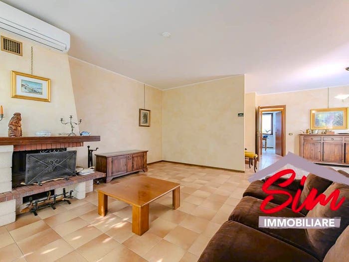 Casa quadrilocale in vendita in Via Lorenzo Bernini, Cittadella Villaggio Dalmazia, Novara