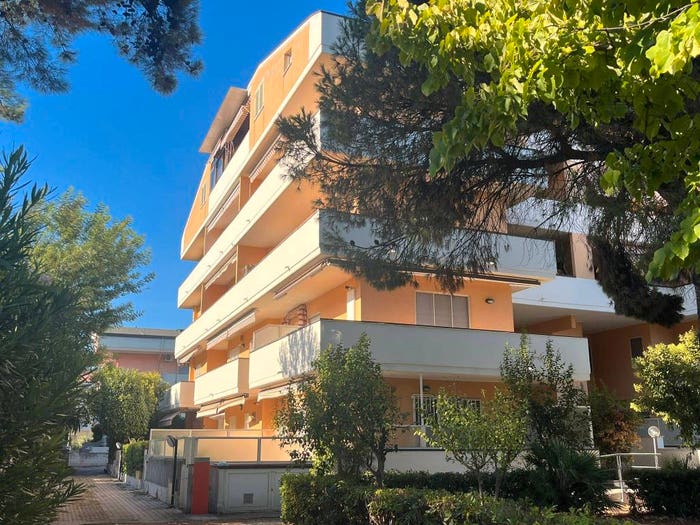 Appartamento quadrilocale in vendita in Via Olimpica, Centro, Alba Adriatica