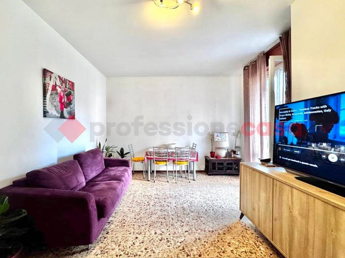 Appartamento trilocale in vendita in Via Monviso, Centro, Arona