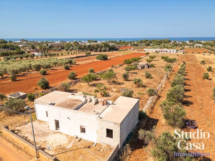 Casa quadrilocale in vendita in Via Cisternella, Posto Rosso, Alliste