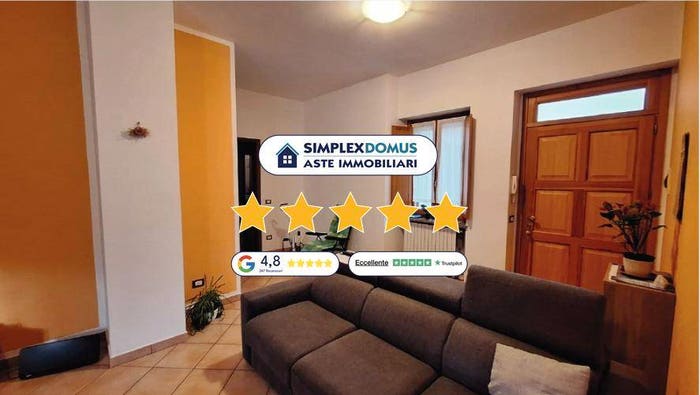 Appartamento trilocale in vendita in Via Carlo Felice Trossi, Gaglianico