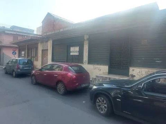 Casa con 6 locali in vendita in Via G Boccaccio, Paternò