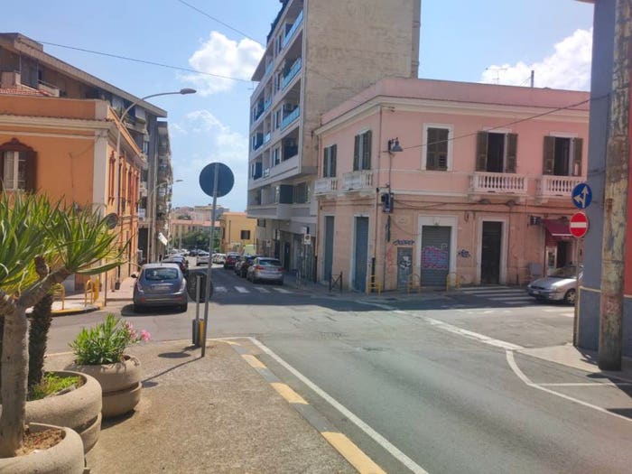 Appartamento bilocale in vendita in Via Marche, Villanova, Cagliari