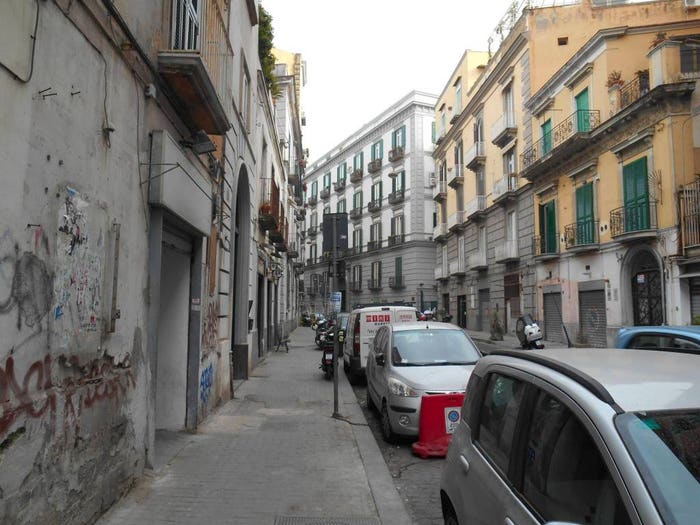 Appartamento bilocale in vendita in Corso Vittorio Emanuele, Monte Santo, Napoli
