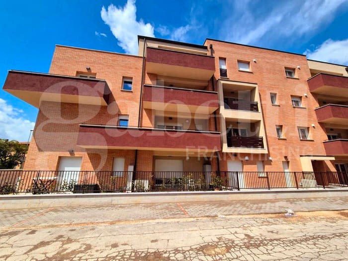 Appartamento trilocale in vendita in VIA SAN ROCCO, Bastia, Bastia Umbra