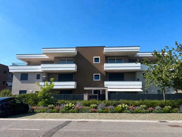 Appartamento quadrilocale in vendita in Via Gaetano Donizetti, Centro, Borgosatollo