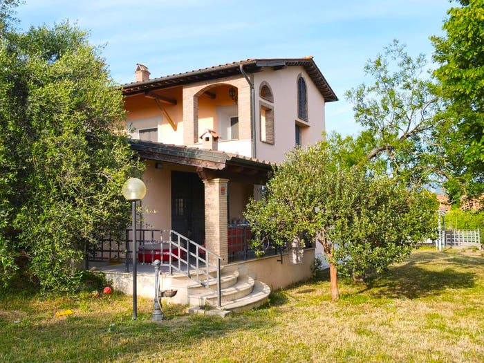 Casa con 5 locali in vendita in Centro, Guidonia Montecelio