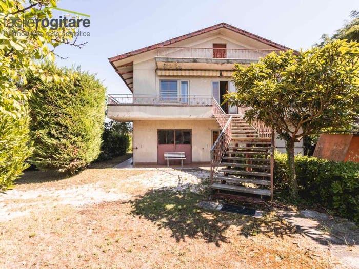 Casa con 6 locali in vendita in VIA ARTURO TOSCANINI, Cattolica