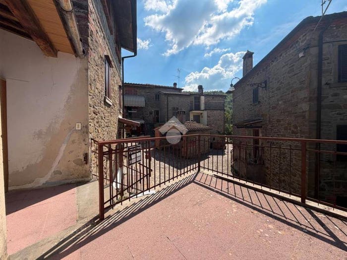 Appartamento quadrilocale in vendita in Località S Donnino, Palazzo del Pero, Arezzo