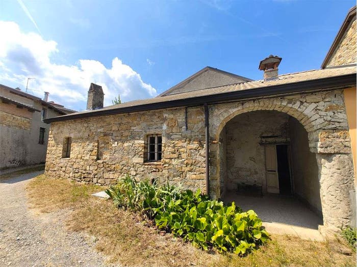 Casa trilocale in vendita in Lugagnano Val d'Arda