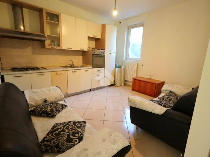 Casa quadrilocale in vendita in Via diaz, Centro, San Zeno Naviglio