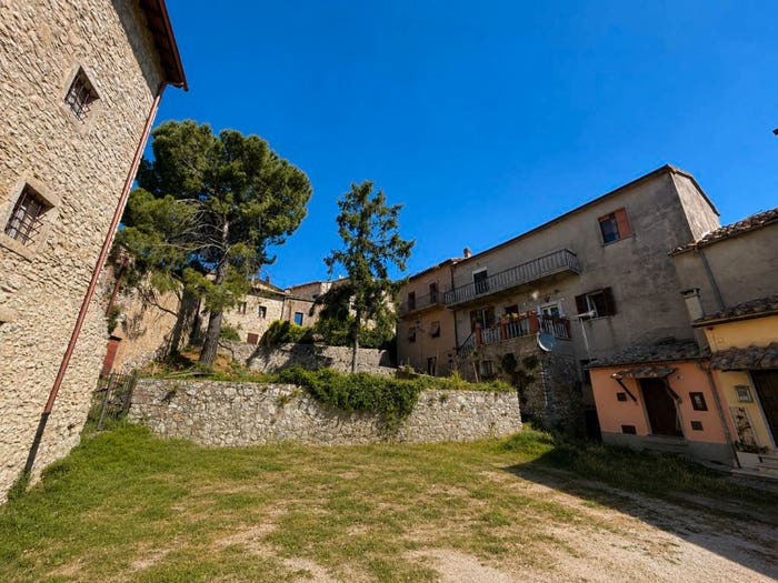 Appartamento trilocale in vendita in Centro, Amelia