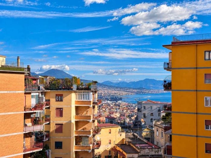 Appartamento quadrilocale in vendita in Via Bernardo Cavallino, Arenella, Napoli