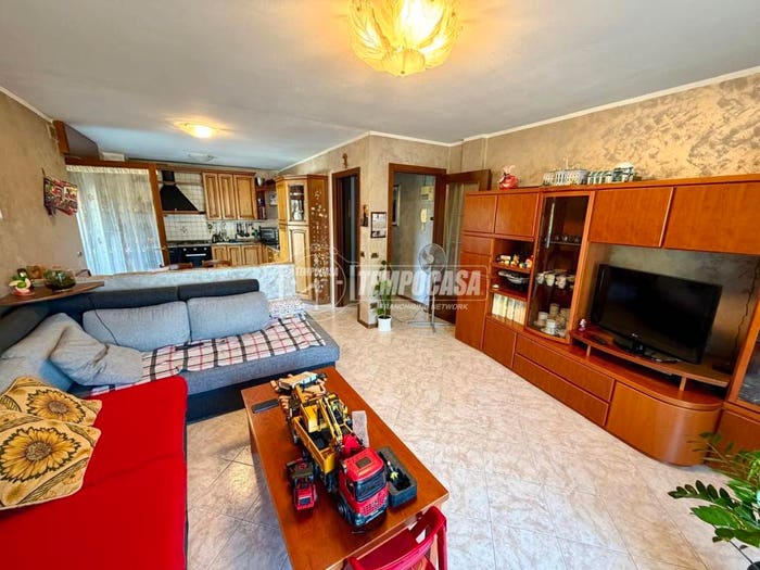 Appartamento quadrilocale in vendita in Viale Roma, Ponte Nelle Alpi Polpet, Ponte nelle Alpi