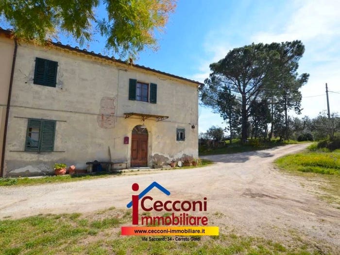 Casa con 6 locali in vendita in Cerreto Guidi