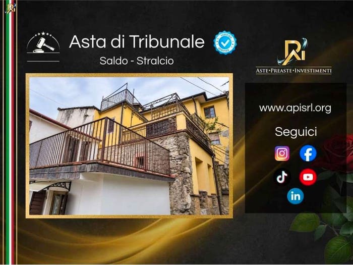 Appartamento quadrilocale in vendita in Via Dante Alighieri, Piano Di Collecchia, Fivizzano