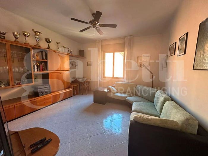 Appartamento quadrilocale in vendita in Via Andrea da Faenza, Bolognina, Bologna