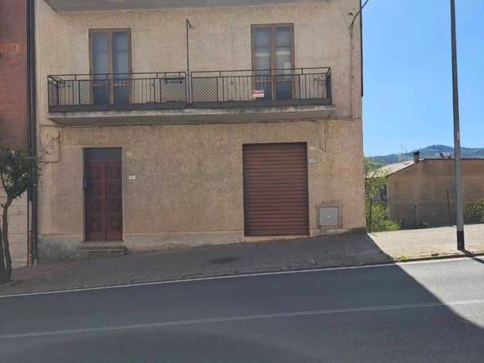 Casa con 6 locali in vendita in Corso Giuseppe Garibaldi, Centro, Soveria Mannelli