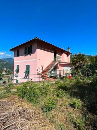 Casa con 5 locali in vendita in Salita Serino, Struppa, Genova