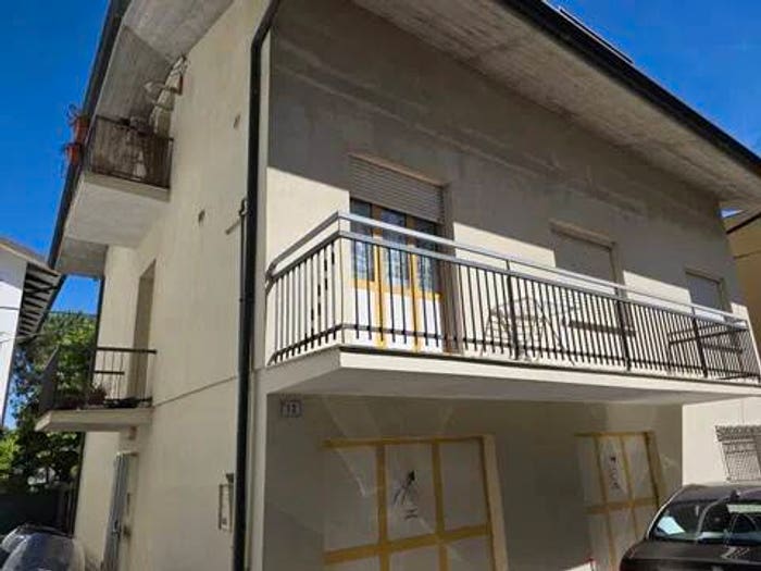 Casa con 6 locali in vendita in Via Volosca, BellariaIgea Marina