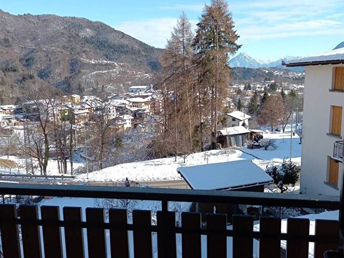 Appartamento quadrilocale in vendita in Ampezzo