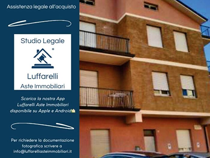 Appartamento con 6 locali in vendita in Via Giuseppe Flaiani, Centro, Fermo