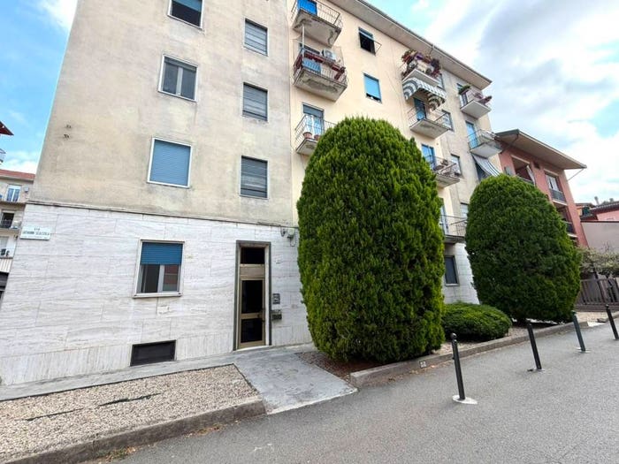 Appartamento quadrilocale in vendita in Via scazzola, Cristo, Alessandria