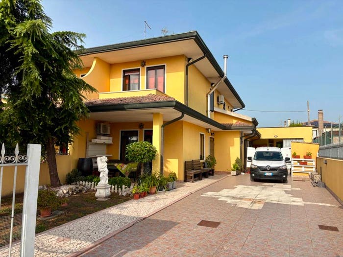 Casa con 5 locali in vendita in Via Artemisia, Valli, Chioggia
