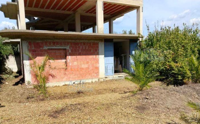 Appartamento con 6 locali in vendita in Cda Chiusa Marcato, Centro, Resuttano
