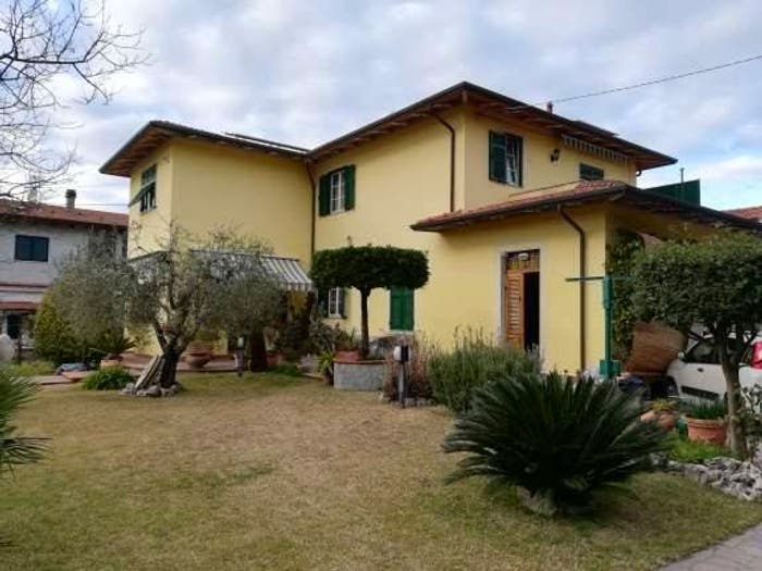 Casa con 5 locali in vendita in via larga, Casano Dogana Isola, Luni
