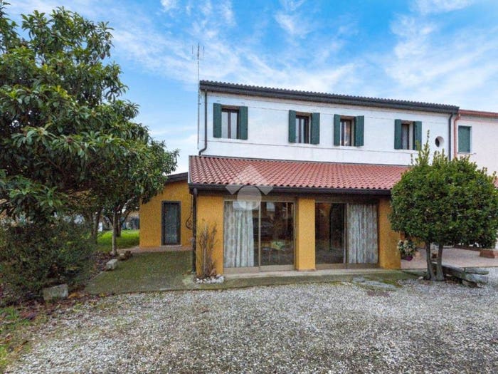 Casa quadrilocale in vendita in Via Carrezzioi, Sambruson, Dolo