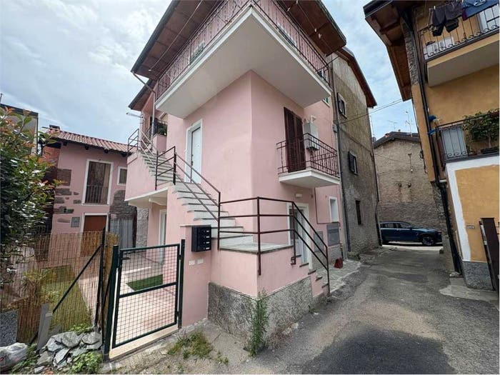Appartamento bilocale in vendita in Via Italia, Centro, Arona