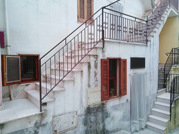Appartamento quadrilocale in vendita in Via Famiglia Morsilli, Ischitella