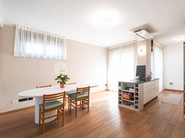 Casa trilocale in vendita in Via Isonzo, Centro, Mariano Comense
