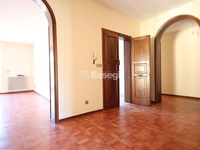 Appartamento con 6 locali in vendita in Via della Grotta, Ponte a Moriano, Lucca