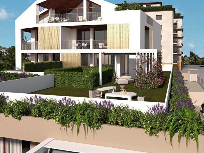 Appartamento con 6 locali in vendita in via Montello, Viale Luzzatti, Treviso