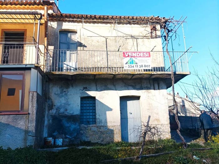 Casa bilocale in vendita in Contrada Capo Elce, Rivello