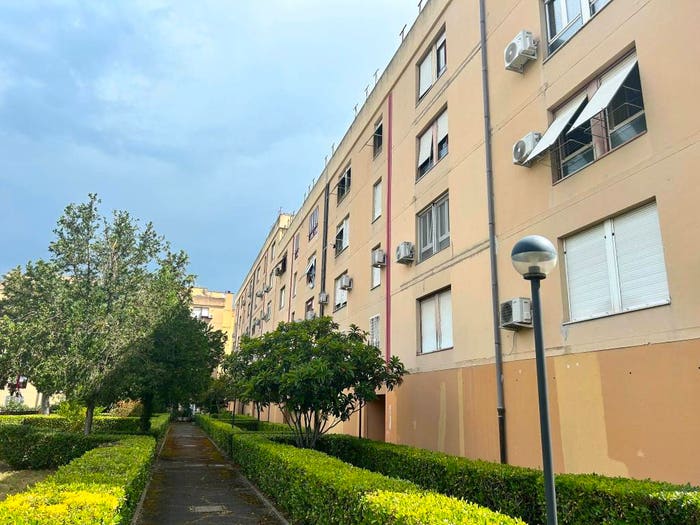 Appartamento quadrilocale in vendita in Via Amerigo Guasti, Serpentara, Roma
