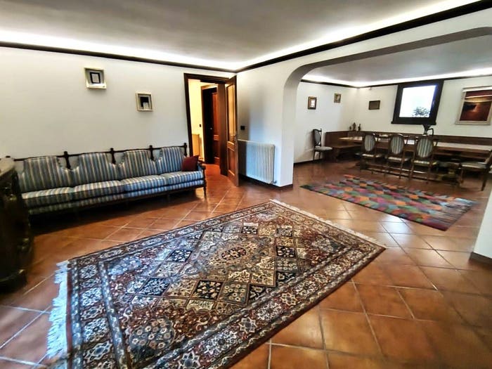 Casa con 6 locali in vendita in Via Roma, Centro, Altivole