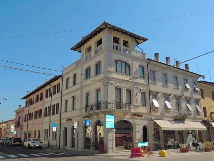 Appartamento con 6 locali in vendita in Via Daniele Manin, Centro, Palmanova