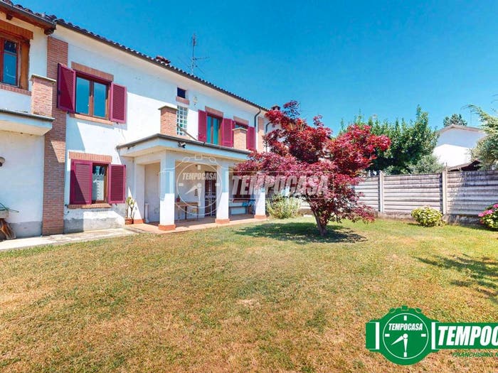 Casa quadrilocale in vendita in Vicolo Riondone, Torre Beretti, Torre Beretti e Castellaro