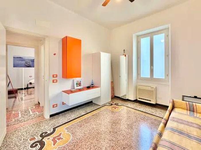 Appartamento bilocale in vendita in Strada Statale, Varigotti, Finale Ligure