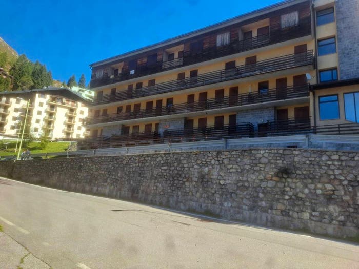 Appartamento trilocale in vendita in Via Cortivo, Foppolo