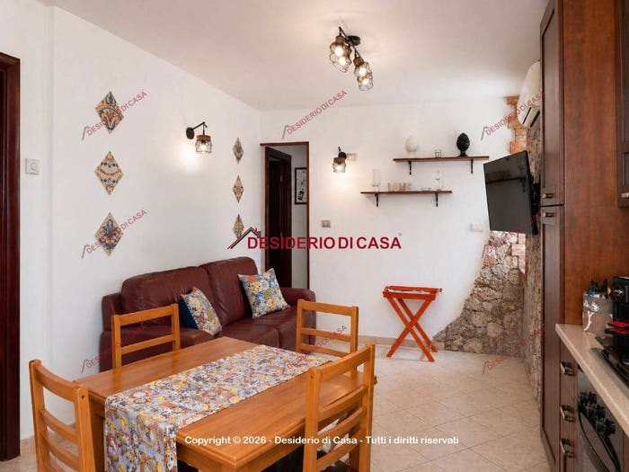 Casa bilocale in vendita in Via Pancrazio De Pasquale, Centro, GiardiniNaxos