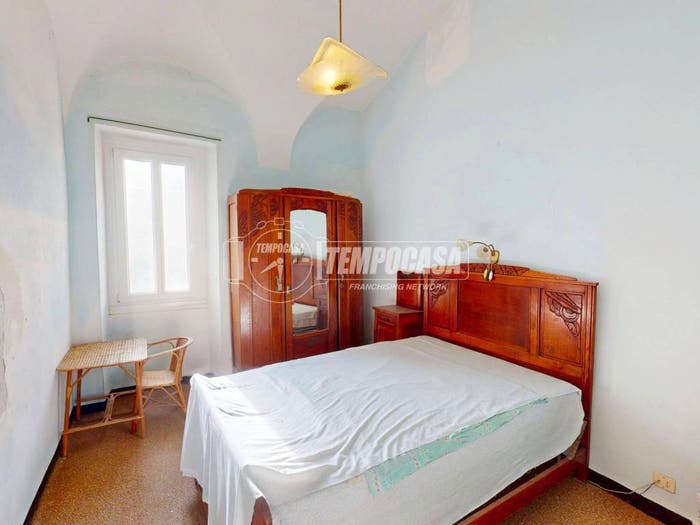 Appartamento con 5 locali in vendita in Via Giuseppe Garibaldi, Borghetto Santo Spirito