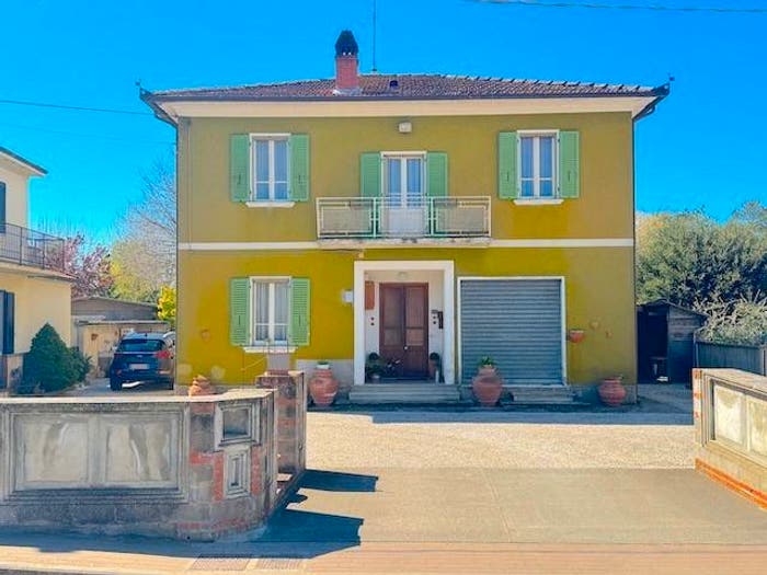 Casa quadrilocale in vendita in Fratta, Fratta Santa Caterina, Cortona