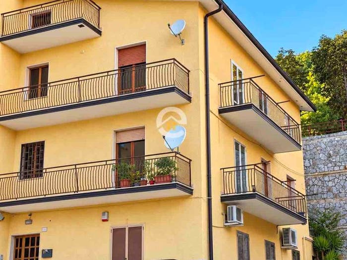 Appartamento con 6 locali in vendita in Via Santa Chiara, San Giovanni Rotondo